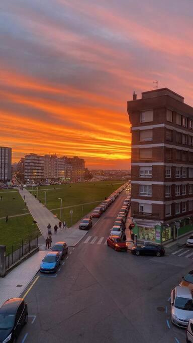 Апартаменты 172A Centrico Y Moderno Хихон Экстерьер фото